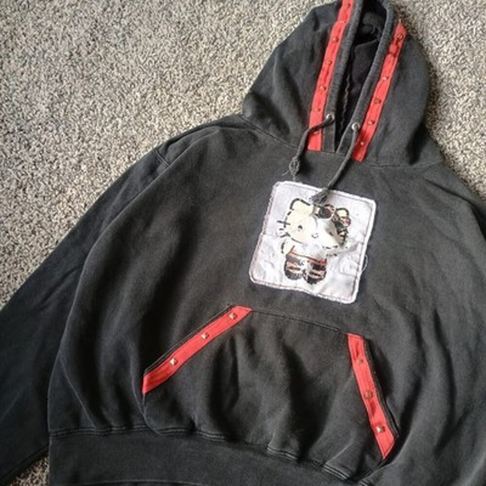Hello Kitty Doe Vintage Y2K 2000s Punk Studded Hoodie Sweatshirt Large Cropped